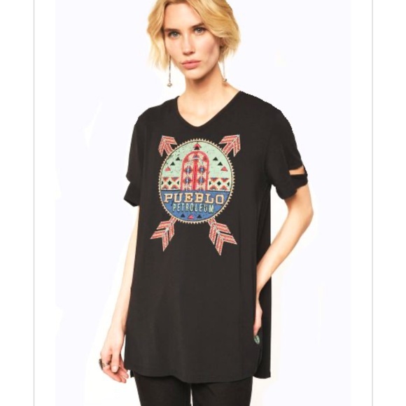 Double D Ranch Pueblo Petroleum Embroidered Beaded Graphic Tee sz M - Picture 2 of 12